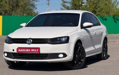 Volkswagen Jetta VI, 2012 год, 999 999 рублей, 1 фотография