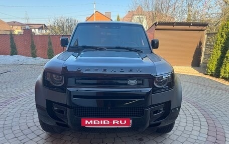 Land Rover Defender II, 2020 год, 7 499 000 рублей, 3 фотография