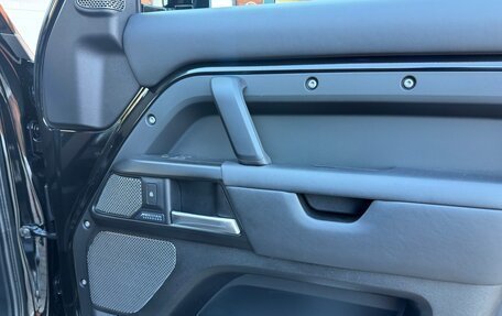 Land Rover Defender II, 2020 год, 7 499 000 рублей, 24 фотография