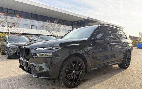 BMW X7, 2023 год, 9 731 000 рублей, 3 фотография