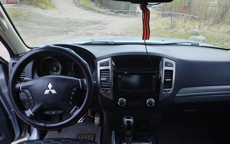 Mitsubishi Pajero IV, 2014 год, 2 300 000 рублей, 6 фотография