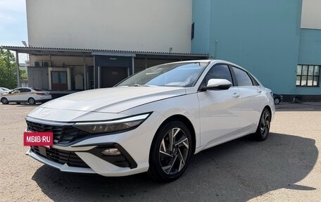 Hyundai Elantra, 2023 год, 2 170 000 рублей, 2 фотография