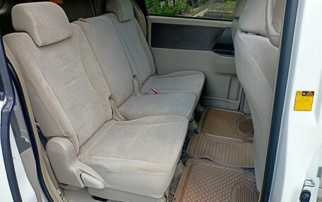 Toyota Noah III, 2008 год, 1 850 000 рублей, 6 фотография