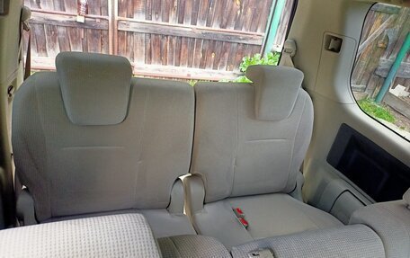 Toyota Noah III, 2008 год, 1 850 000 рублей, 10 фотография