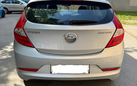 Hyundai Solaris II рестайлинг, 2015 год, 860 000 рублей, 3 фотография