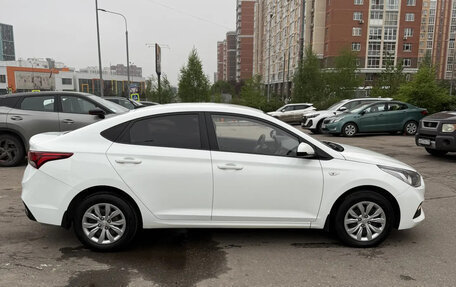 Hyundai Solaris II рестайлинг, 2018 год, 1 550 000 рублей, 5 фотография