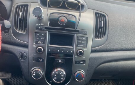 KIA Cerato III, 2011 год, 850 000 рублей, 6 фотография
