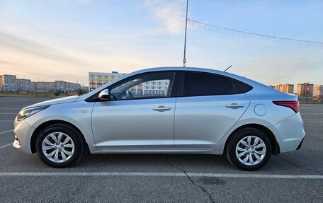 Hyundai Solaris II рестайлинг, 2018 год, 1 375 000 рублей, 8 фотография