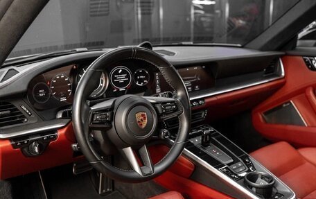 Porsche 911, 2021 год, 22 500 000 рублей, 5 фотография