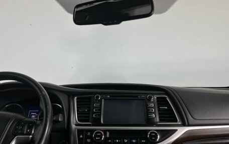 Toyota Highlander III, 2014 год, 2 715 000 рублей, 19 фотография