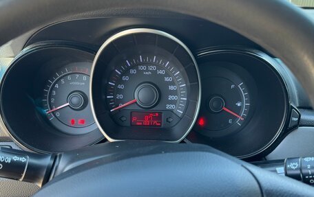 KIA Rio III рестайлинг, 2013 год, 799 999 рублей, 9 фотография