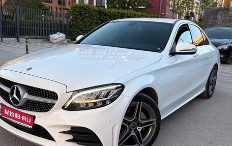 Mercedes-Benz C-Класс, 2019 год, 3 400 000 рублей, 1 фотография