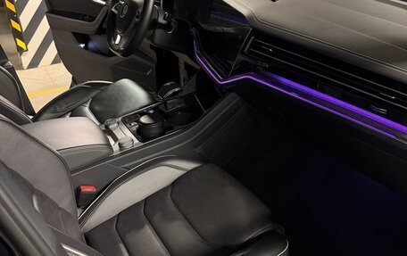 Volkswagen Touareg III, 2020 год, 6 400 000 рублей, 5 фотография