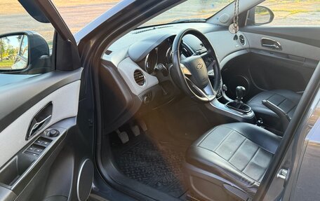 Chevrolet Cruze II, 2013 год, 850 000 рублей, 5 фотография