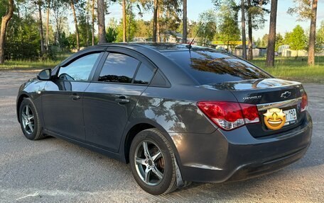 Chevrolet Cruze II, 2013 год, 850 000 рублей, 4 фотография