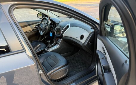 Chevrolet Cruze II, 2013 год, 850 000 рублей, 6 фотография