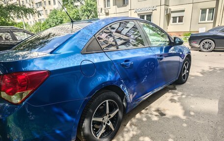Chevrolet Cruze II, 2009 год, 499 999 рублей, 6 фотография