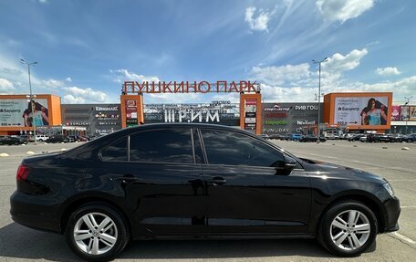 Volkswagen Jetta VI, 2016 год, 1 750 000 рублей, 4 фотография