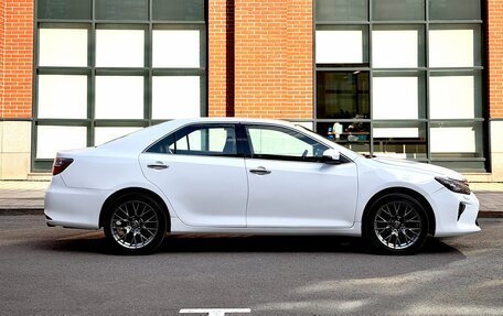 Toyota Camry, 2016 год, 1 850 000 рублей, 7 фотография