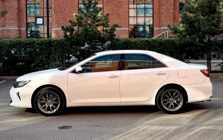 Toyota Camry, 2016 год, 1 850 000 рублей, 14 фотография
