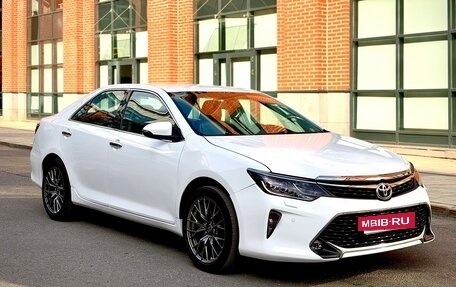 Toyota Camry, 2016 год, 1 850 000 рублей, 5 фотография