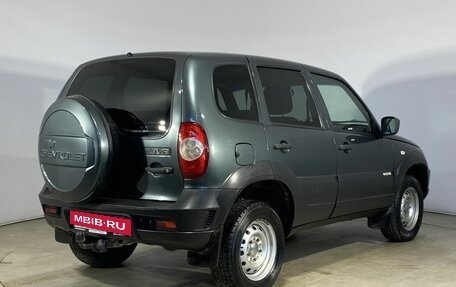 Chevrolet Niva I рестайлинг, 2017 год, 735 000 рублей, 7 фотография