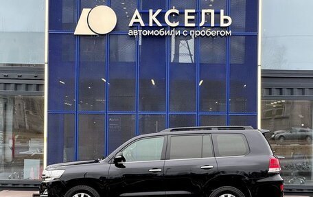 Toyota Land Cruiser 200, 2017 год, 6 469 000 рублей, 8 фотография