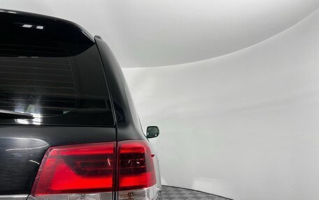 Toyota Land Cruiser 200, 2017 год, 6 469 000 рублей, 10 фотография