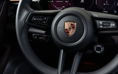 Porsche Macan, 2025 год, 10 590 000 рублей, 15 фотография