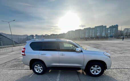Toyota Land Cruiser Prado 150 рестайлинг 2, 2016 год, 3 000 000 рублей, 3 фотография