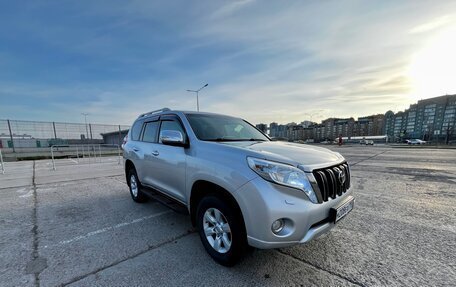 Toyota Land Cruiser Prado 150 рестайлинг 2, 2016 год, 3 000 000 рублей, 8 фотография