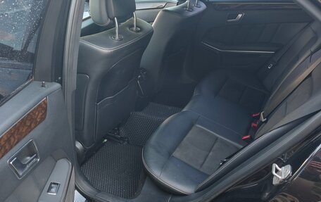 Mercedes-Benz E-Класс, 2011 год, 1 550 000 рублей, 6 фотография