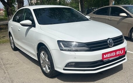 Volkswagen Jetta VI, 2017 год, 1 490 000 рублей, 3 фотография