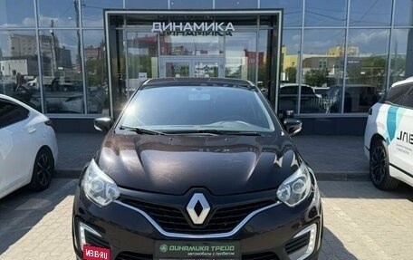 Renault Kaptur I рестайлинг, 2016 год, 1 362 000 рублей, 2 фотография