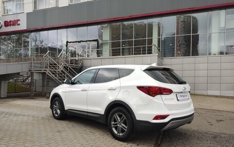 Hyundai Santa Fe III рестайлинг, 2017 год, 2 100 000 рублей, 3 фотография