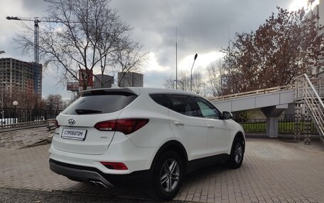 Hyundai Santa Fe III рестайлинг, 2017 год, 2 100 000 рублей, 25 фотография