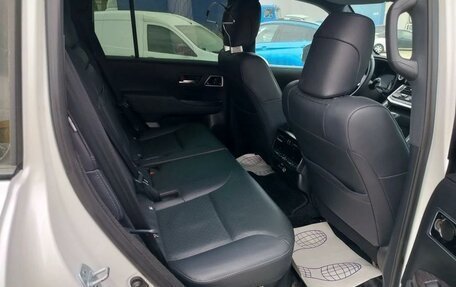 Toyota Land Cruiser, 2021 год, 11 000 000 рублей, 10 фотография