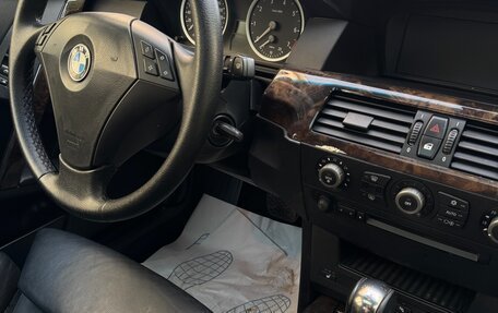 BMW 5 серия, 2003 год, 933 000 рублей, 10 фотография