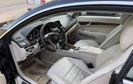 Mercedes-Benz E-Класс, 2013 год, 1 550 000 рублей, 39 фотография