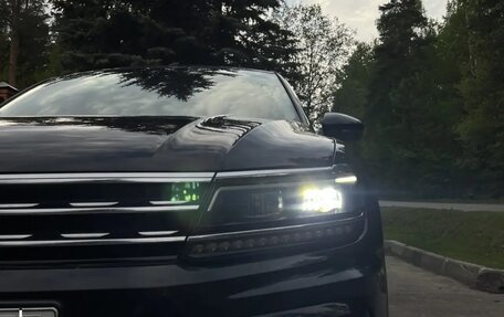 Volkswagen Tiguan II, 2018 год, 2 590 000 рублей, 7 фотография