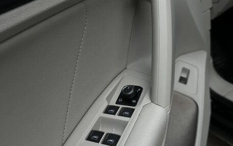 Volkswagen Tiguan II, 2018 год, 2 590 000 рублей, 14 фотография