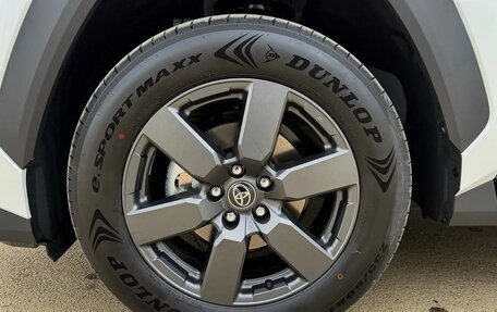 Toyota RAV4, 2026 год, 3 770 000 рублей, 15 фотография