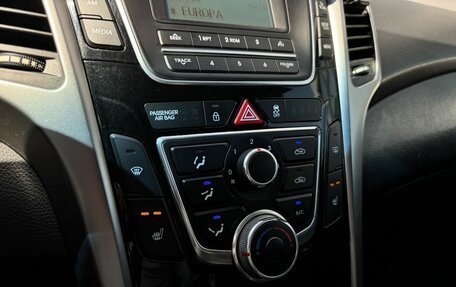 Hyundai i30 II рестайлинг, 2012 год, 720 000 рублей, 18 фотография