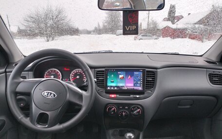 KIA Rio II, 2010 год, 660 000 рублей, 11 фотография
