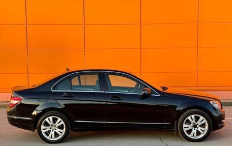 Mercedes-Benz C-Класс, 2010 год, 900 000 рублей, 3 фотография