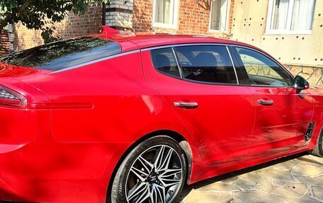 KIA Stinger I, 2018 год, 2 600 000 рублей, 9 фотография