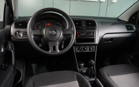Volkswagen Polo VI (EU Market), 2013 год, 749 000 рублей, 6 фотография