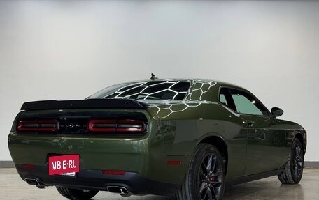 Dodge Challenger III рестайлинг 2, 2022 год, 5 300 000 рублей, 7 фотография