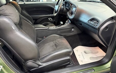 Dodge Challenger III рестайлинг 2, 2022 год, 5 300 000 рублей, 21 фотография