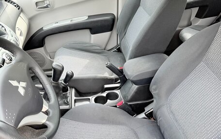 Mitsubishi L200 IV рестайлинг, 2011 год, 1 100 000 рублей, 14 фотография